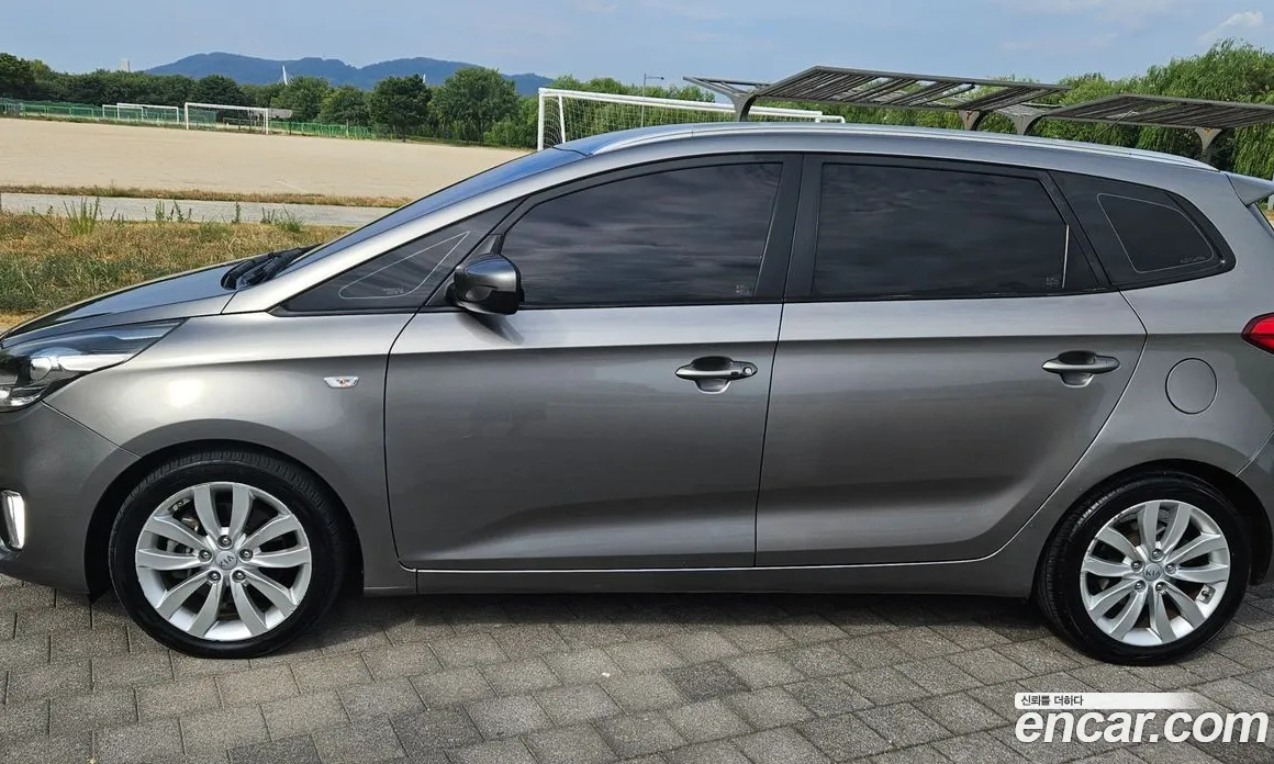 2015 Kia Carens 1.7 VGT Prestige, фото 3, лот 10405961