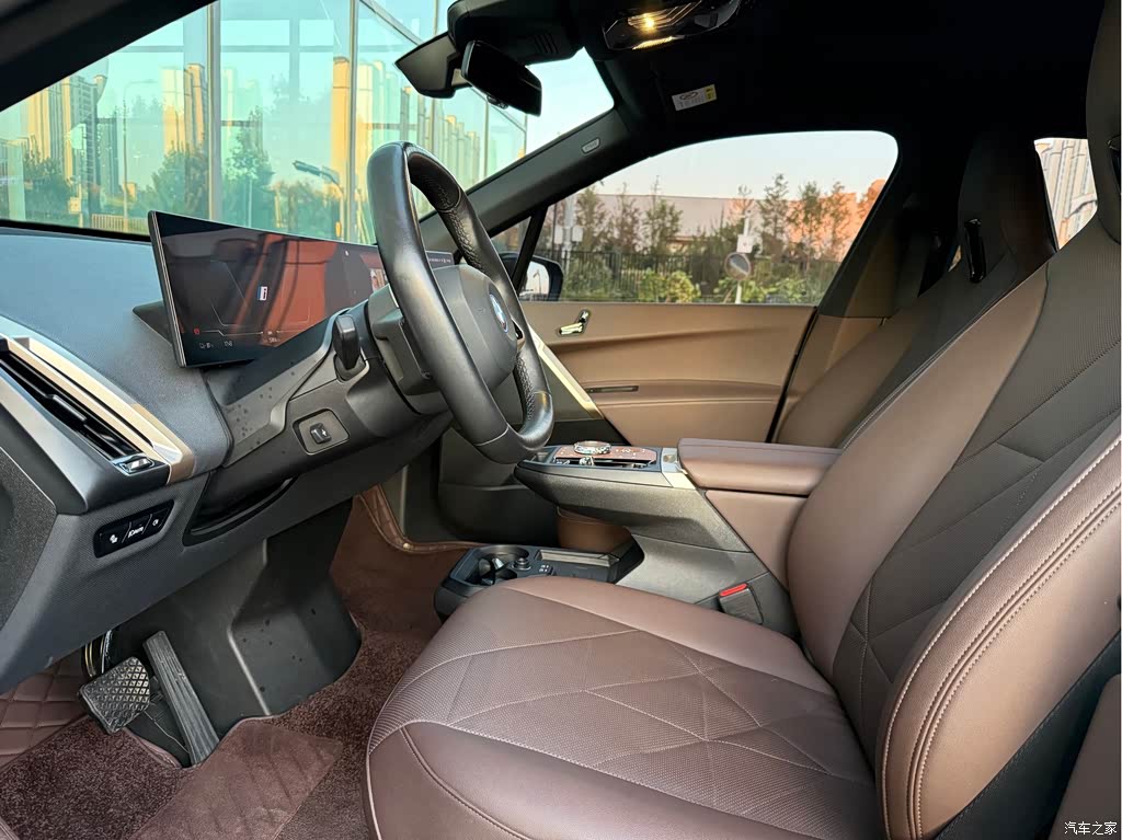 2022 BMW iX xDrive40, фото 4, лот 11023374