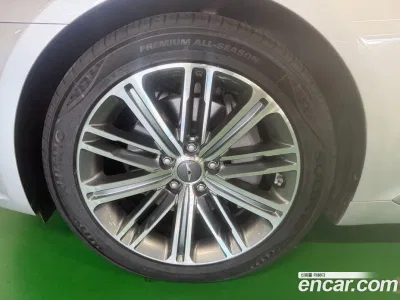 2019 Genesis G80 3.3 GDI AWD, фото 4, лот 10043952