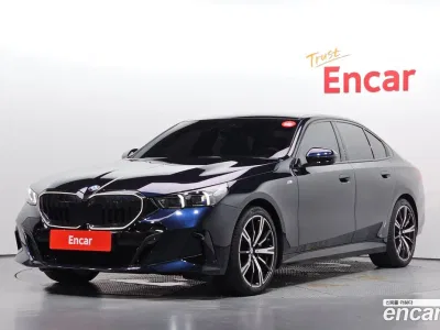 2024 BMW 5-Series 530i xDrive M Sport, фото 1, лот 10201931