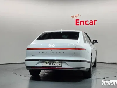 2023 Hyundai Grandeur 3.5 LPG 2WD (Taxi), фото 4, лот 10231652