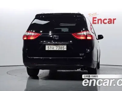 2017 Toyota Sienna 3.5 AWD, фото 4, лот 10034859