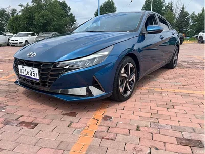 2022 Hyundai Elantra 1.5L CVT LUX Premium Edition, фото 1, лот 10374237