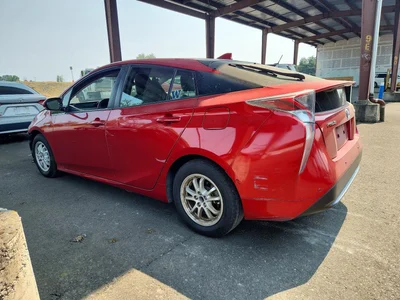 2017 TOYOTA PRIUS THREE, фото 2, лот 10576530