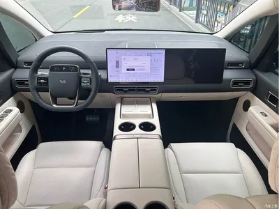 2025 Li Auto MEGA Model Home Family Special Edition, фото 4, лот 11190982