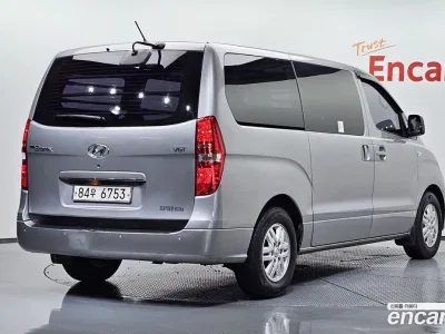 2017 Hyundai Starex 3-Seater VAN, фото 2, лот 10218153
