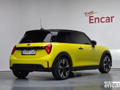 2026 Mini Cooper Favoured, фото 2, лот 10188854