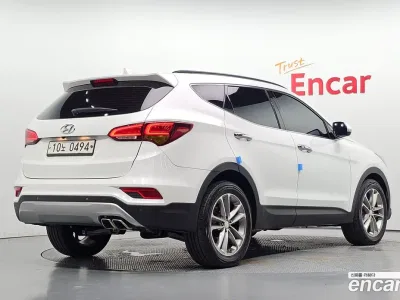 2017 Hyundai Santafe Diesel 2.2 4WD, фото 2, лот 10515060