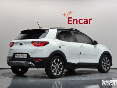 2018 Kia Stonic 1.4, фото 2, лот 10229255