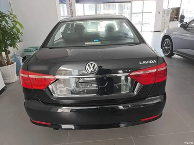 2013 Volkswagen Lavida Facelift Classic 1.6L Manual Trend, фото 4, лот 11062270