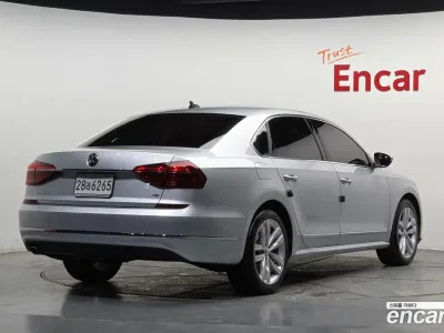 2018 Volkswagen Passat 2.0 TSI, фото 2, лот 10113008