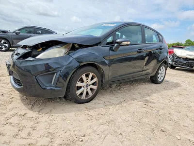 2013 FORD FIESTA SE, фото 1, лот 10512001