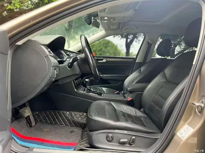 2017 Volkswagen Passat 330TSI DSG Luxury, фото 4, лот 10894009