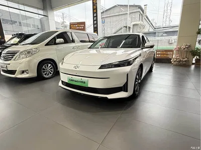 2024 Changan Qiyuan A05 Deluxe Edition 145 Surpass, фото 1, лот 10407118