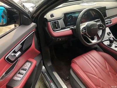 2025 Jetour X70 PLUS 1.5T Luxury 7-seater, фото 3, лот 10427561