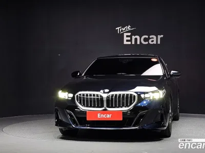 2026 BMW 5-Series 520i M Sport, фото 3, лот 10218431