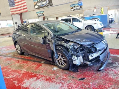 2016 TOYOTA PRIUS TWO, фото 4, лот 10495082