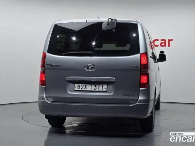 2021 Hyundai Starex Van 3-Seater, фото 4, лот 10192840