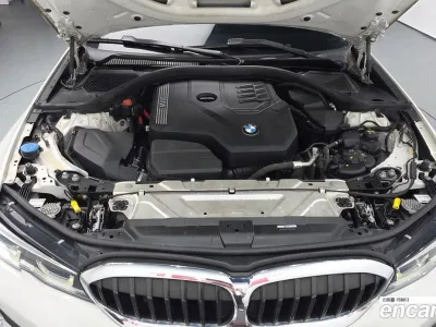 2022 BMW 3-Series 320i, фото 3, лот 10038482