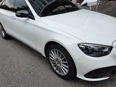 2022 Mercedes-Benz E-Class E220d 4MATIC Exclusive, фото 4, лот 10222778
