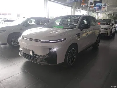 2025 Leapmotor B10 510 Joy Edition, фото 2, лот 10443061