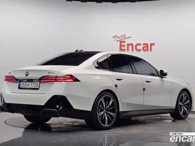 2024 BMW 5-Series 530i xDrive M Sport, фото 2, лот 10179007