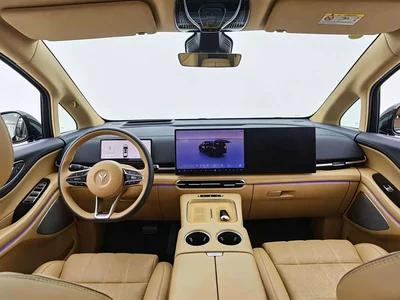 2025 Voyah Auto Voyah Dreamer PHEV AWD Flagship Kunpeng Edition, фото 3, лот 11216385