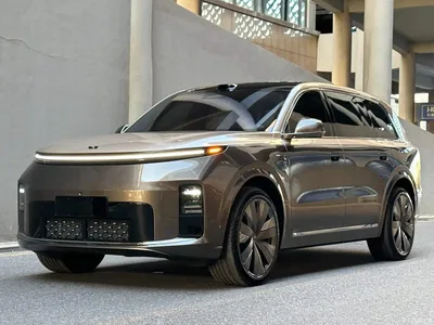 2026 Li Auto Li Xiang L9 Base Model, фото 1, лот 11225405