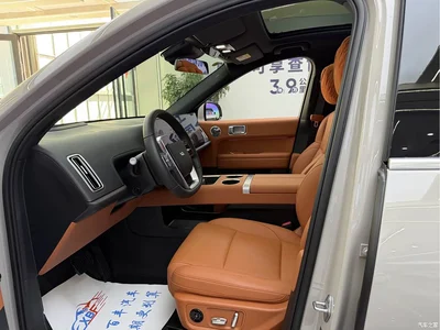 2025 Li Auto L6 Max Smart Renewal Edition, фото 4, лот 10446320