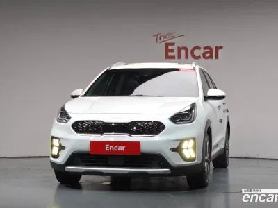 2022 Kia Niro 1.6 HEV, фото 2, лот 10386156