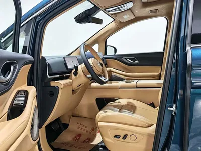 2025 Voyah Auto Voyah Dreamer PHEV AWD Flagship Kunpeng Edition, фото 4, лот 10358276