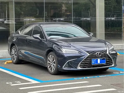 2025 Lexus ES 200 Ultimate Edition, фото 3, лот 10318024