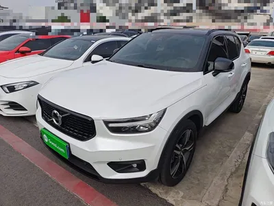 2021 Volvo XC40 T4 AWD Smart Sport Edition, фото 1, лот 10366818
