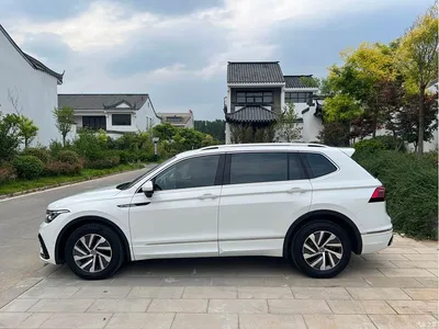 2022 Volkswagen Tiguan L PHEV 430PHEV Plug-in Hybrid Flagship Edition, фото 4, лот 10477940