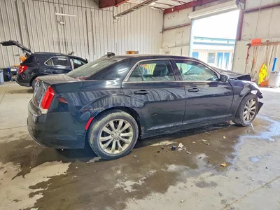 2016 CHRYSLER 300 LIMITED, фото 3, лот 10868836