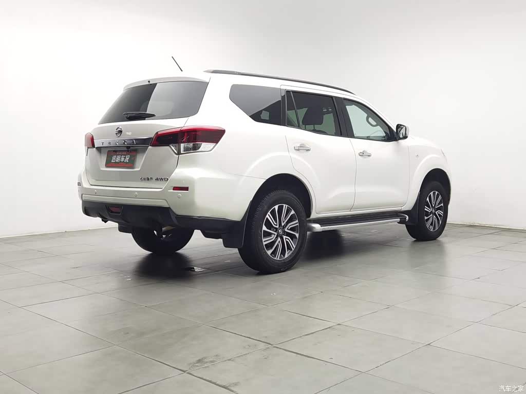 2020 Nissan Terra 2.5L XL Upper 4WD Automatic Luxury Edition, фото 2, лот 11016830