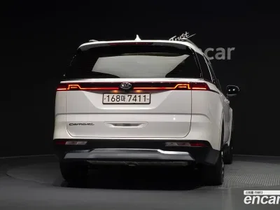 2021 Kia Canival Diesel 9-Seater Signature, фото 3, лот 10401441