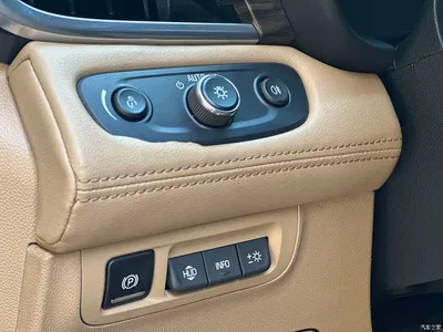 2017 Buick GL8 ES 28T Flagship China V, фото 4, лот 10256464