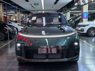 2026 Li Auto Li Xiang L9 Base Model, фото 2, лот 11056436