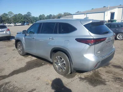 2022 TOYOTA HIGHLANDER XLE, фото 2, лот 10493665