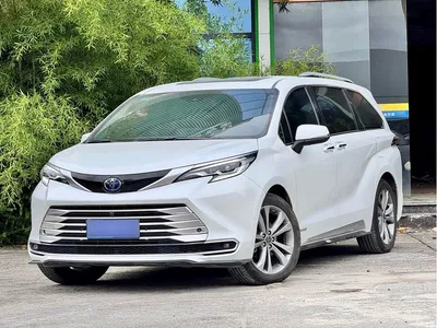 2021 Toyota Sienna 2.5L Hybrid Platinum Edition, фото 1, лот 10391555