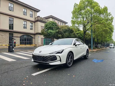 2023 MG MG7 Model 1.5T DCT Ultimate Luxury Edition, фото 1, лот 10354619