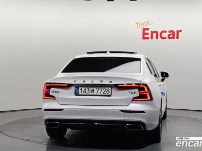 2020 Volvo S60 T5 Inscroption, фото 4, лот 10183630
