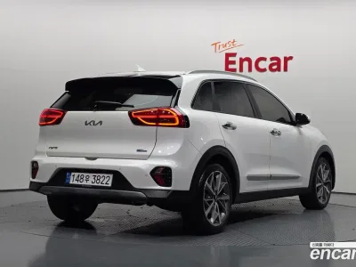 2022 Kia Niro 1.6 HEV, фото 1, лот 10076311