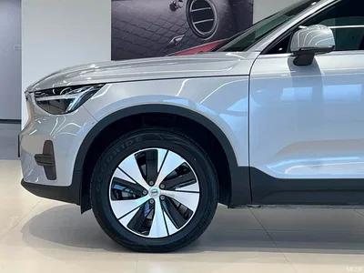 2024 Volvo XC40 B3 Smart Elite Luxury Edition, фото 4, лот 10434153