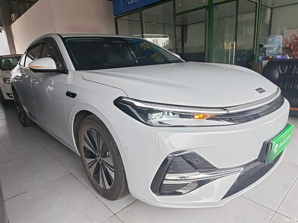 2025 Geely Galaxy Galaxy A7 EM-i 150km Explorer+ Edition, фото 4, лот 10433462