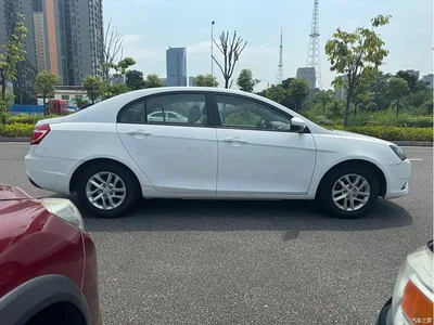2016 Geely Emgrand Sedan 1.5L CVT Luxury, фото 3, лот 10478707
