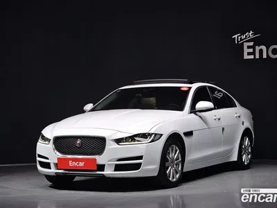 2017 Jaguar XE 20d Perstige AWD, фото 1, лот 10116694