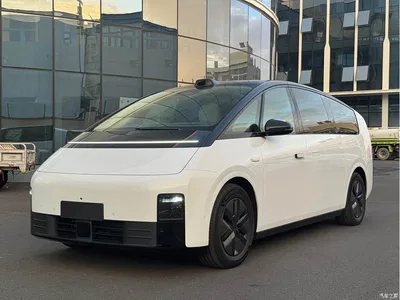 2024 Li Auto MEGA Ultra, фото 1, лот 10447099