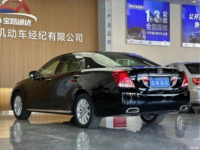 2011 Toyota Crown 2.5L Royal Leather Sunroof Special Edition, фото 4, лот 10271097